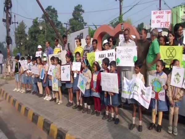 Odisha: Rally against climate change organised in Bhubaneswar