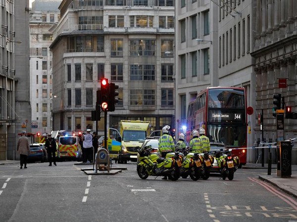 UK police arrest over 60 in anti-lockdown protests 