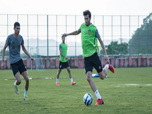 "Lionel Messi was different": FC Goa's Marc Valiente recalls Argentina star's youth days