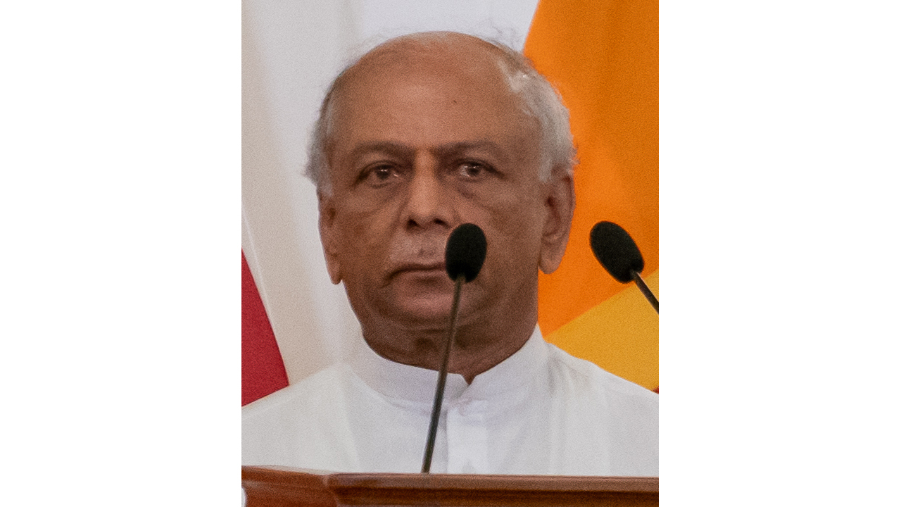 New Indian envoy to Sri Lanka calls on PM Gunawardena to discuss multidimensional bilateral ties