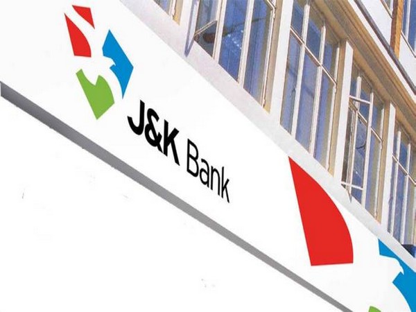  J&K Bank lights up 1000 households with solar solutions
