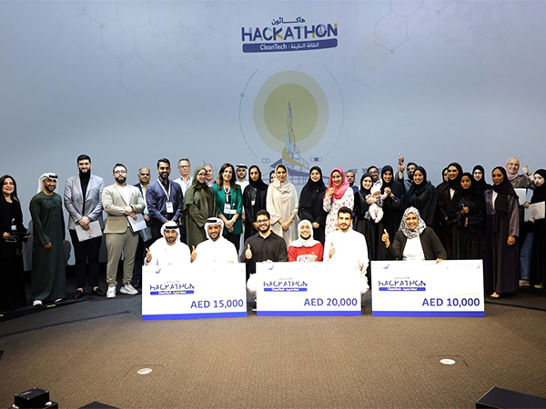 DEWA awards winners of 2nd cycle of Cleantech Hackathon