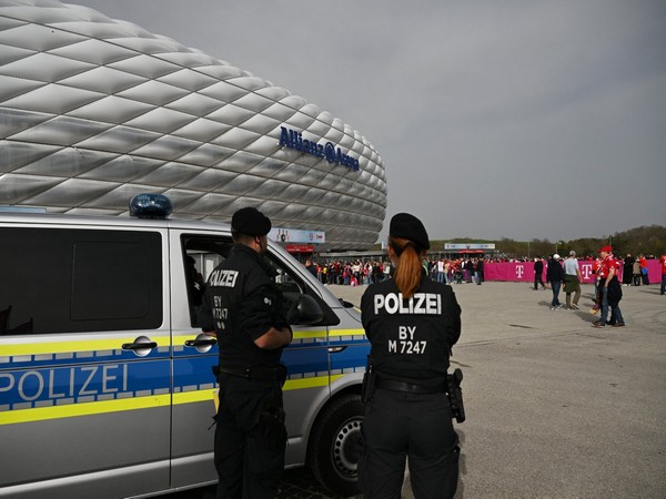 Germany: Police deploy more officers for Bayern Munich-Borussia Dortmund match after receiving tip-off about terror threat