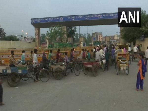 Despite scare at Azadpur mandi, Delhi's wholesale vegetable markets continue to function with social distancing 