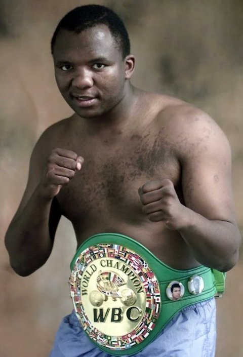 Zizi Kodwa pays tribute to late SA boxing legend Dingaan Thobela