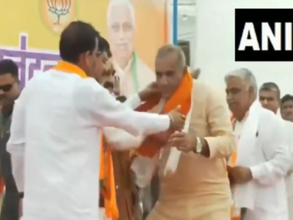 MP: Another blow to Congress, 6-time MLA Ramniwas Rawat joins BJP amid Lok Sabha polls