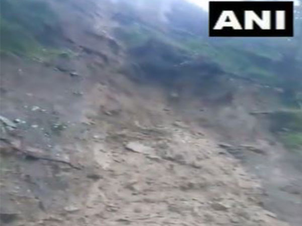 J-K: Heavy rain triggers landslides in Poonch, several houses damaged