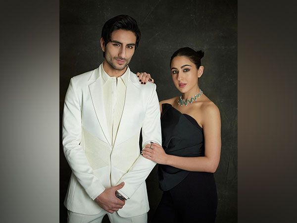 "Time to kill with the cam": Sara Ali Khan welcomes her brother Ibrahim on Instagram in her signature shayari style