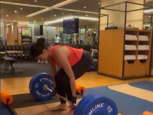 Rashmika Mandanna lifts 100 kg weight, calls it 'beast mode'