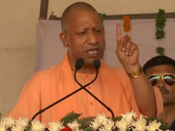 CM Yogi gives contrasting pictures of Ram Navami celebrations in Uttar Pradesh and West Bengal