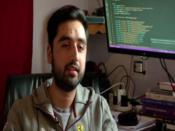 Kashmiri student develops COVID-19 tracker for Valley