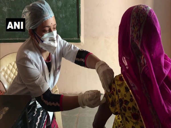 Jodhpur district administration organizes vaccination camp for Pakistani Hindu refugees