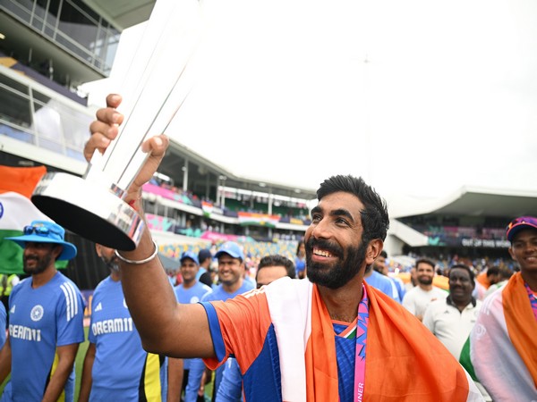 "Don't know what exactly is with him... he's class act": Rohit hails Bumrah's "masterclass" in T20 WC final