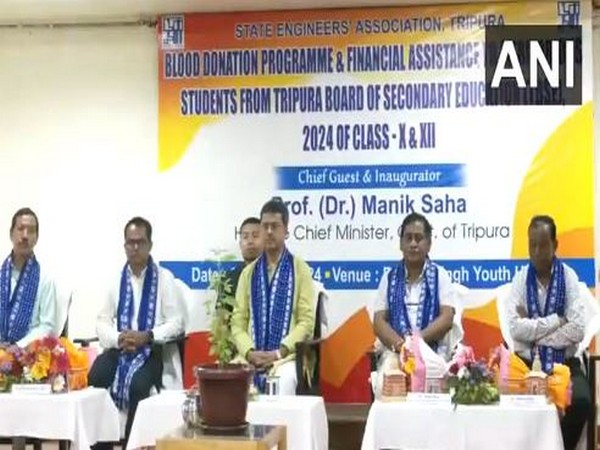 Tripura CM attends blood donation camp, awards financial assistance to meritorious students