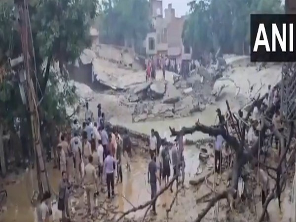 Uttar Pradesh: Several injured after overhead tank collapses in Mathura