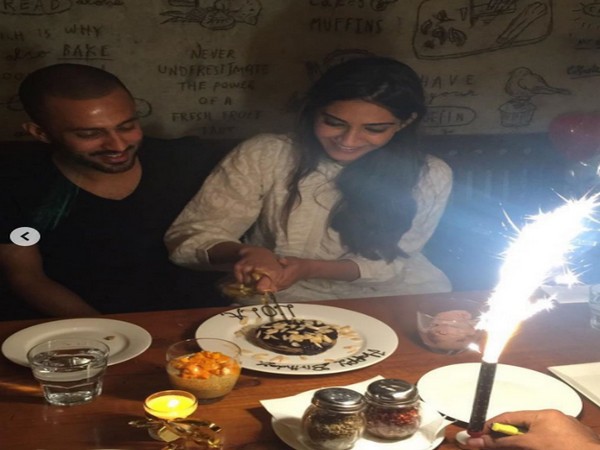 You're my guiding light: Sonam Kapoor pens adorable birthday wishes for husband