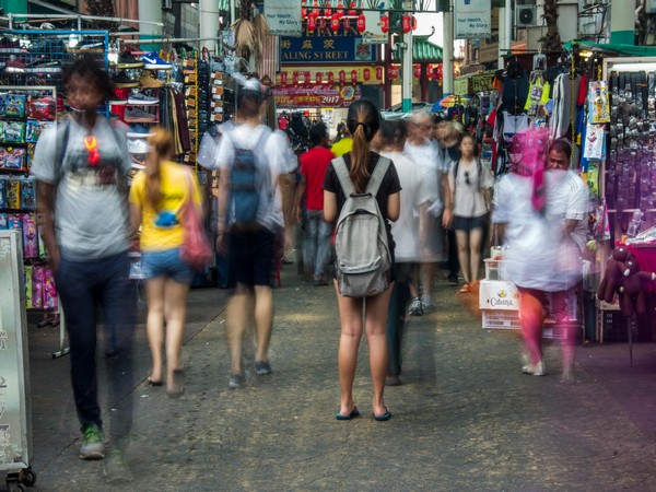 Hong Kong's Economic Woes Deepen: Earnings and Employment Under Strain