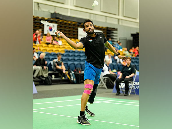 Nitesh Kumar Storms into Finals: India's Medal Assured in SL3 Badminton