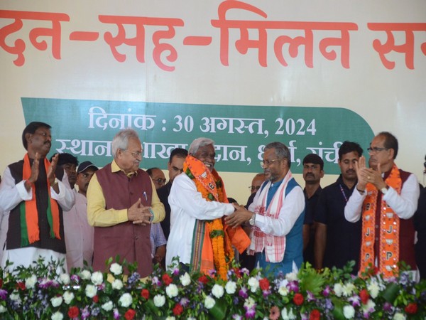 Champai Soren Joins BJP: 'Tiger Zinda Hai' in Jharkhand Politics