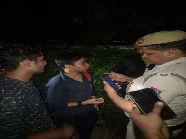 Delhi: Police conducts combing operation at Rohini Park to curb anti-social activities