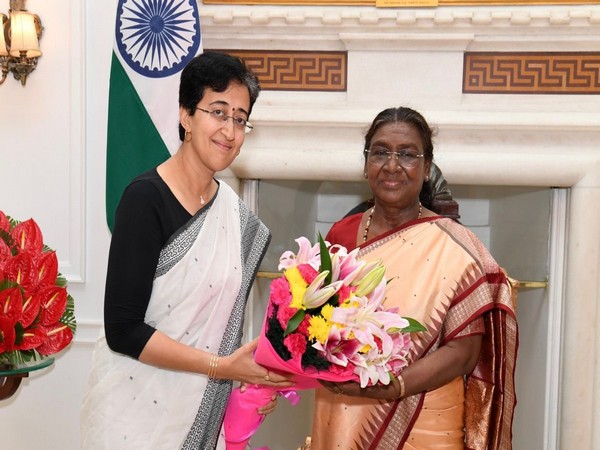 Delhi CM Atishi Meets President Murmu for Welfare Talks