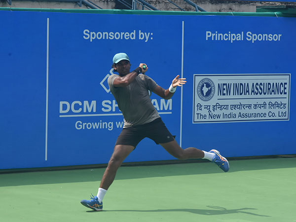 Top Seeds Triumph on Day One of the 29th Fenesta Open National Tennis Championship