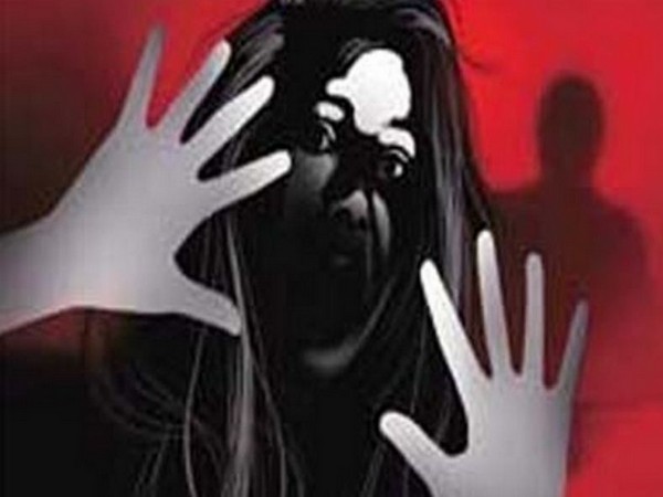 Minor girl raped in Pune, two held