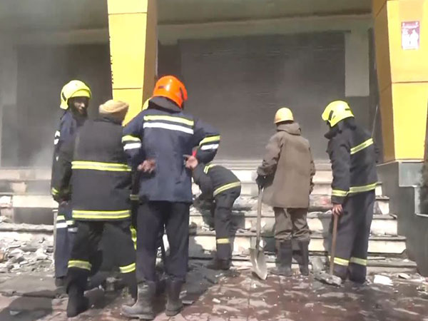 Swift Action Prevents Tragedy as Fire Erupts at Srinagar Mall