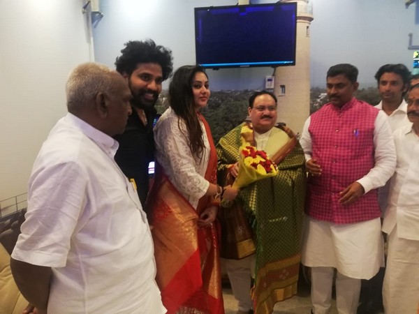 Tamil Nadu: Actress Namitha joins BJP