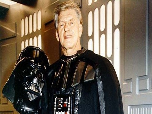 David Prowse died due to COVID-19, confirms daughter
