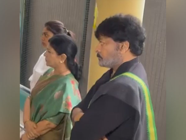 Telangana Assembly Polls : Chiranjeevi and family cast their votes in Hyderabad