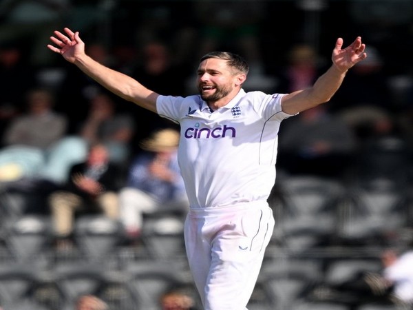 England on Brink of Victory: Woakes and Carse Outshine New Zealand in Hagley Test