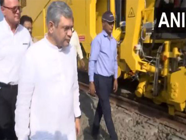 Union Minister Hails Plasser India: A Key Player in Global Rail Manufacturing