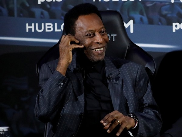No Santos player will wear Pelé's No. 10 until the club returns to Serie A, new club president says