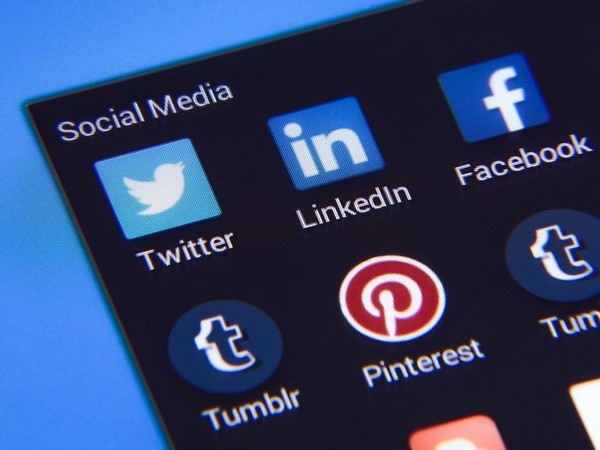 Govt announces new guidelines to curb misuse of social media platforms