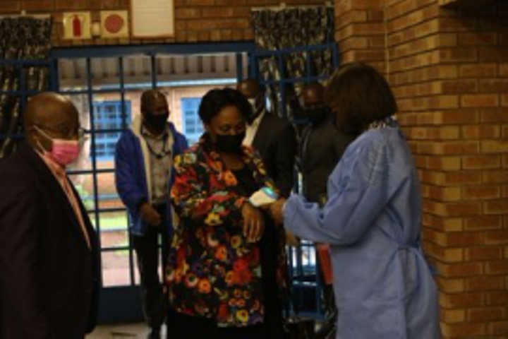 Motshekga visits schools in Springs to conduct monitoring