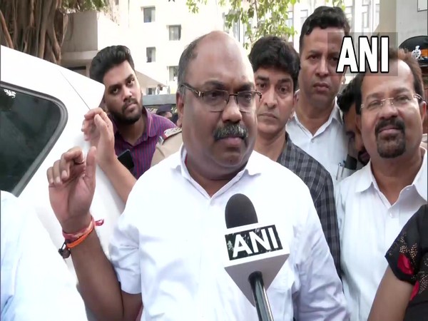Shiv Sena Leader Anil Parab Alleges Voter List Manipulation