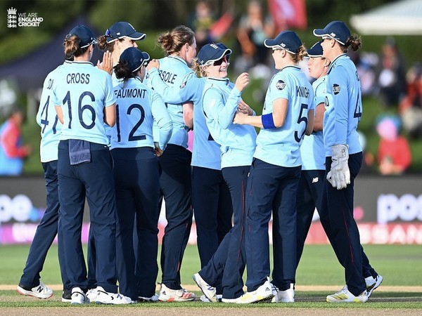  Women's Cricket World Cup 2022: Defending champs England thrash SA to set Australia clash in final