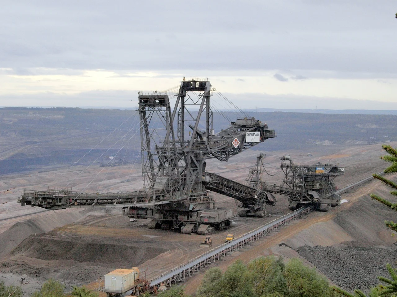 S.African miner ARM's profit up 40% on higher coal, manganese prices