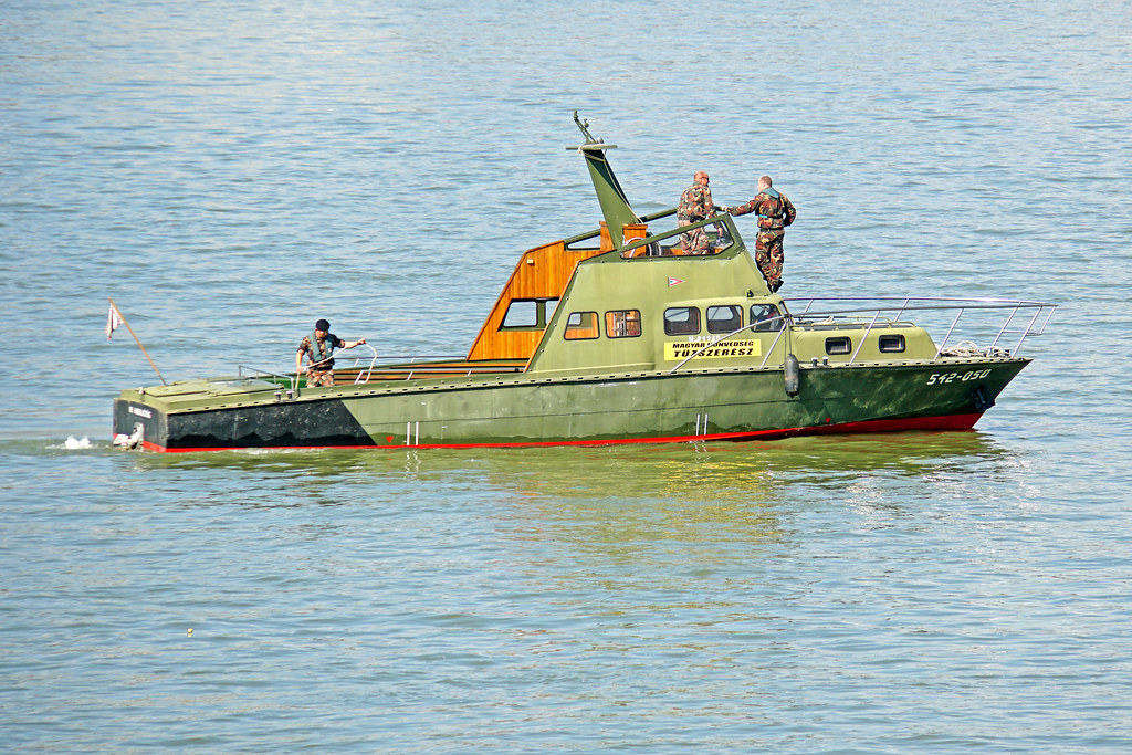Salvage crews start operation to lift Hungarian boat sunk in Danube