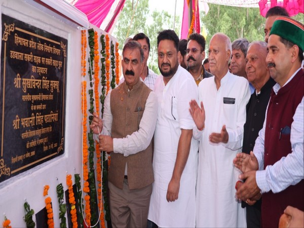 Himachal Pradesh CM dedicates development projects worth Rs 43.34 crore in Fatehpur