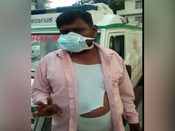 Karnataka: Family of deceased COVID patient beats up ambulance driver