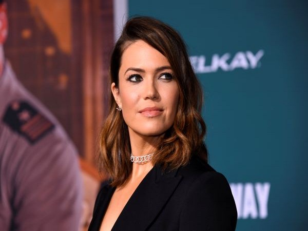 Mandy Moore to have unmedicated delivery of second child due to rare blood condition