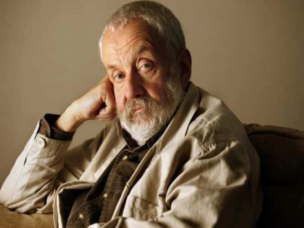 Mike Leigh to Receive Tribute Award at 2024 Toronto Film Festival