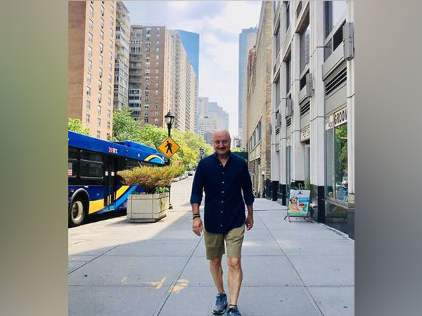Anupam Kher shakes a leg at Jonas Brothers' concert in New York