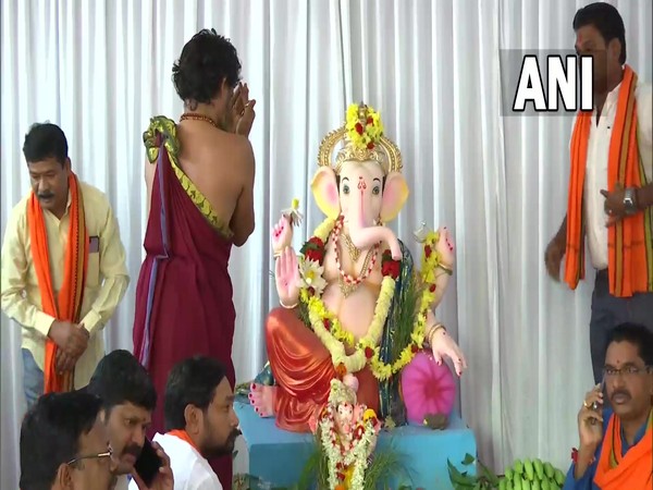 Ganesh idol installed at Eidgah ground in K'taka's Hubbali-Dharwad after HC order