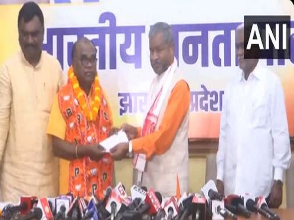 Lobin Hembrom Joins BJP Amidst Political Shifts in Jharkhand