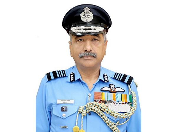 Ace Pilot Ashutosh Dixit Takes Command of IAF's Central Air Command