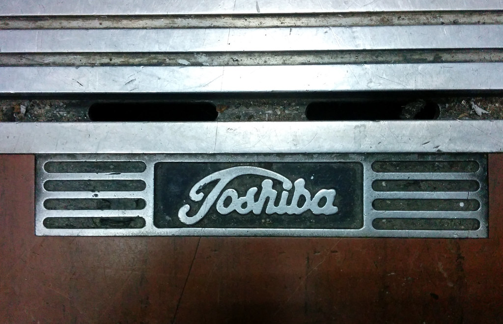 Toshiba wants to include two foreigners on strategic review, hold EGM