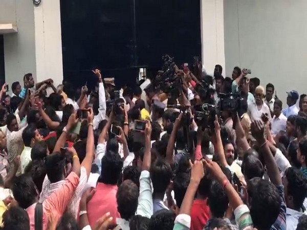Andhra Pradesh: TDP leader Nara Lokesh visits former MLA Prabhakar in Sub Jail